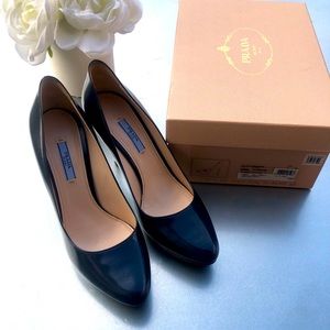 PRADA Spazzolato Fume Navy Pumps- Size 40